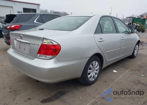 2005 Toyota Camry Le from USA, damaged, VIN 4T1BE32K45U608870